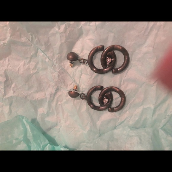 6 Different Pairs for $22 - Beautiful Earrings - Picture 10 of 11